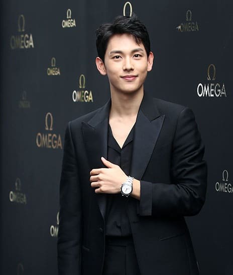 任时完正在积极考虑出演JTBC新剧《RUN ON》_韩饭网