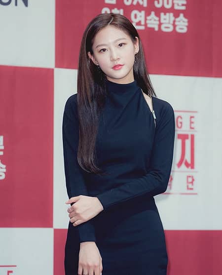 金赛纶将出演电视剧《少女女巫斗心》_韩饭网